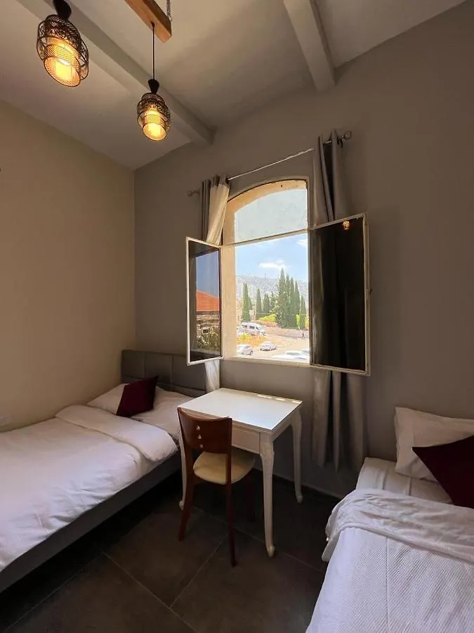 Diamond Apartment In Haifa